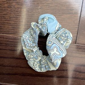Montce swim peri paisley scrunchie